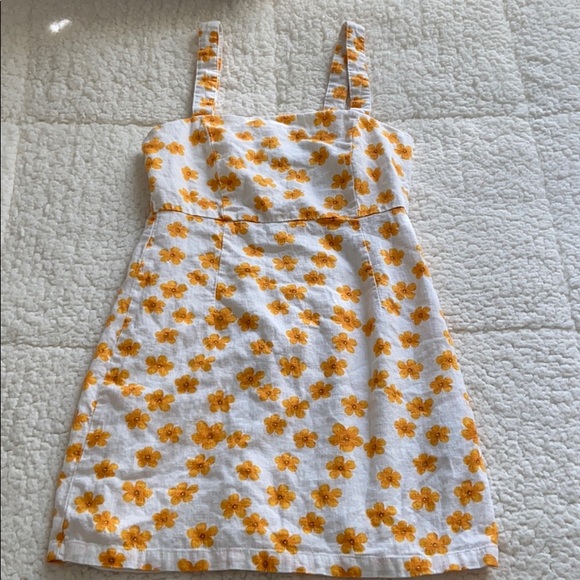 Forever 21 Dresses & Skirts - Yellow Flower Dress